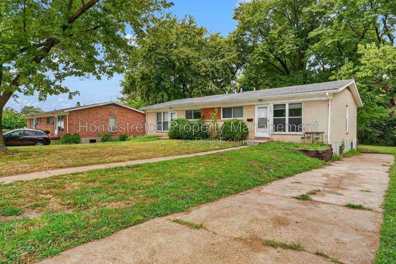9991 Fox Hall Ct - Photo 2 of 24