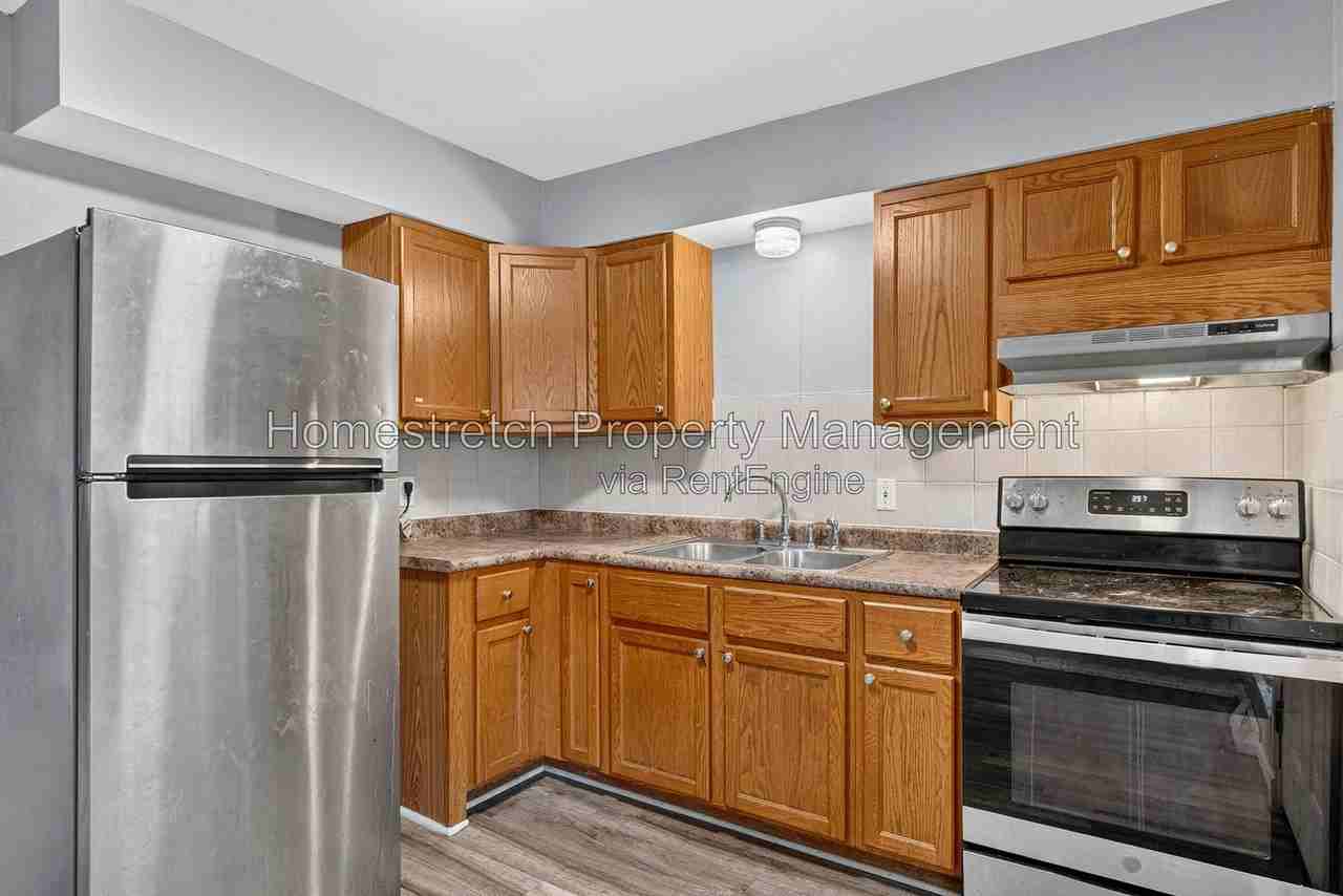 9993 Fox Hall Ct - Photo 6 of 20