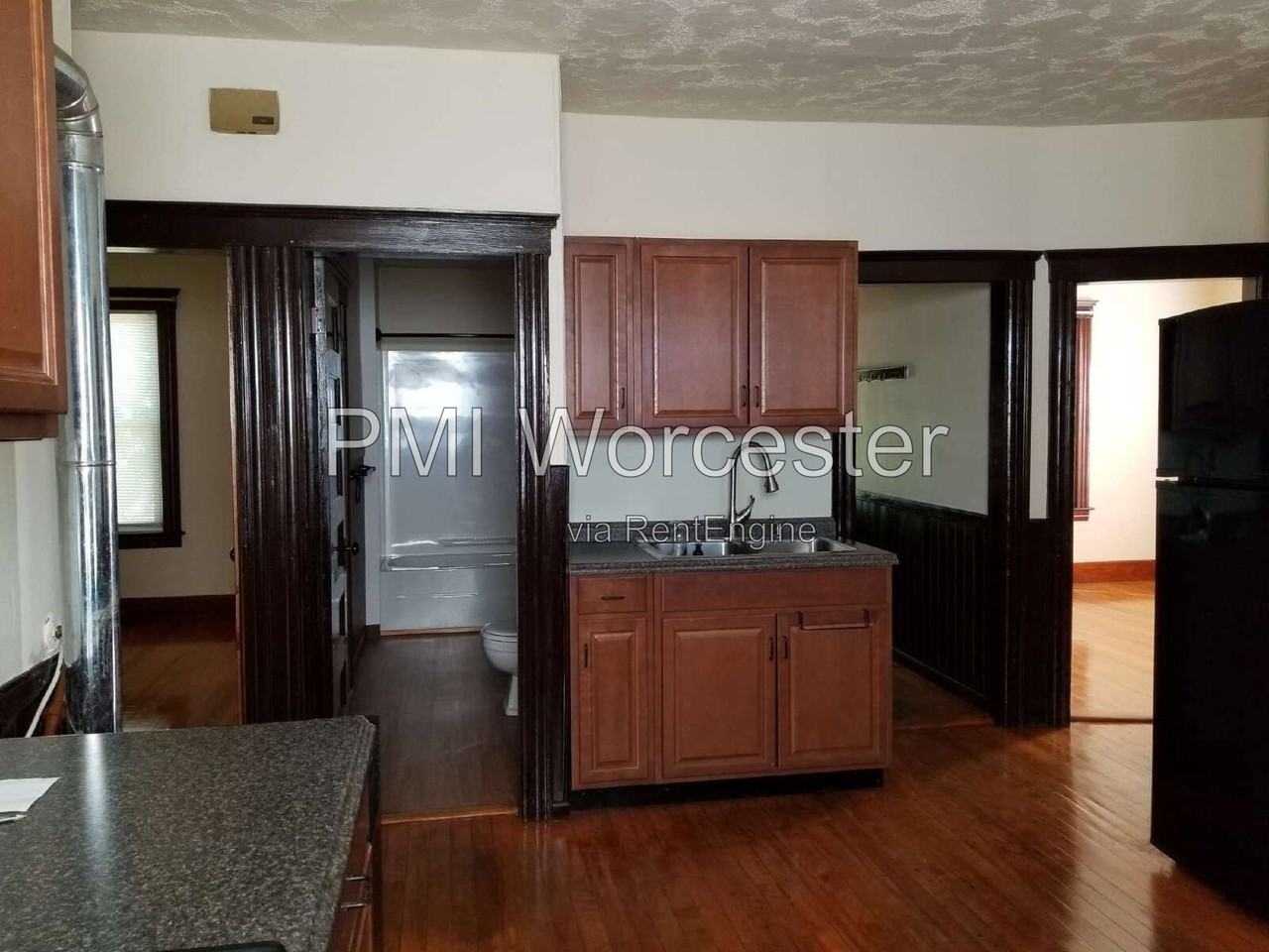 2 Adolph St - Photo 5 of 15