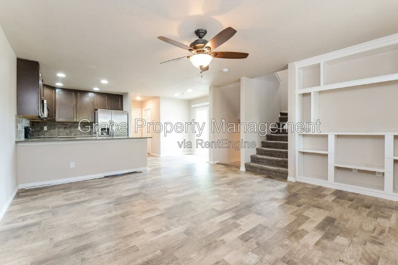 6107 Kochia Ct #107 - Photo 4 of 19