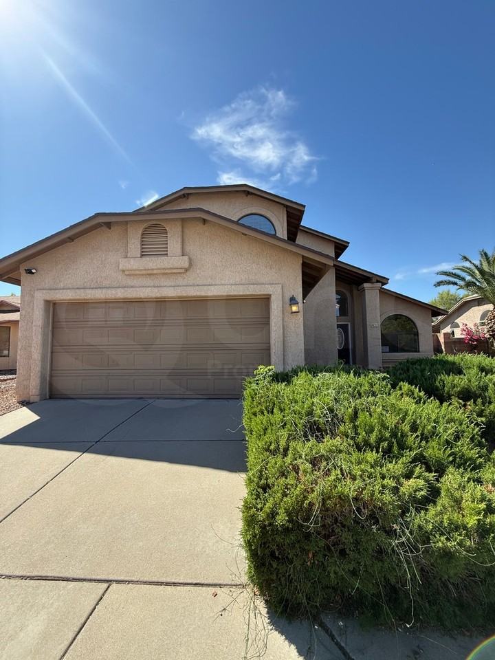 2631 W Camino Del Medrano - Photo 4 of 31