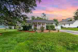 featured image of 210 S 26th St