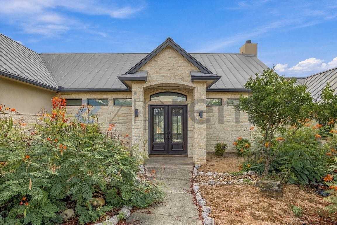 335 Charon Pt - Photo 5 of 49