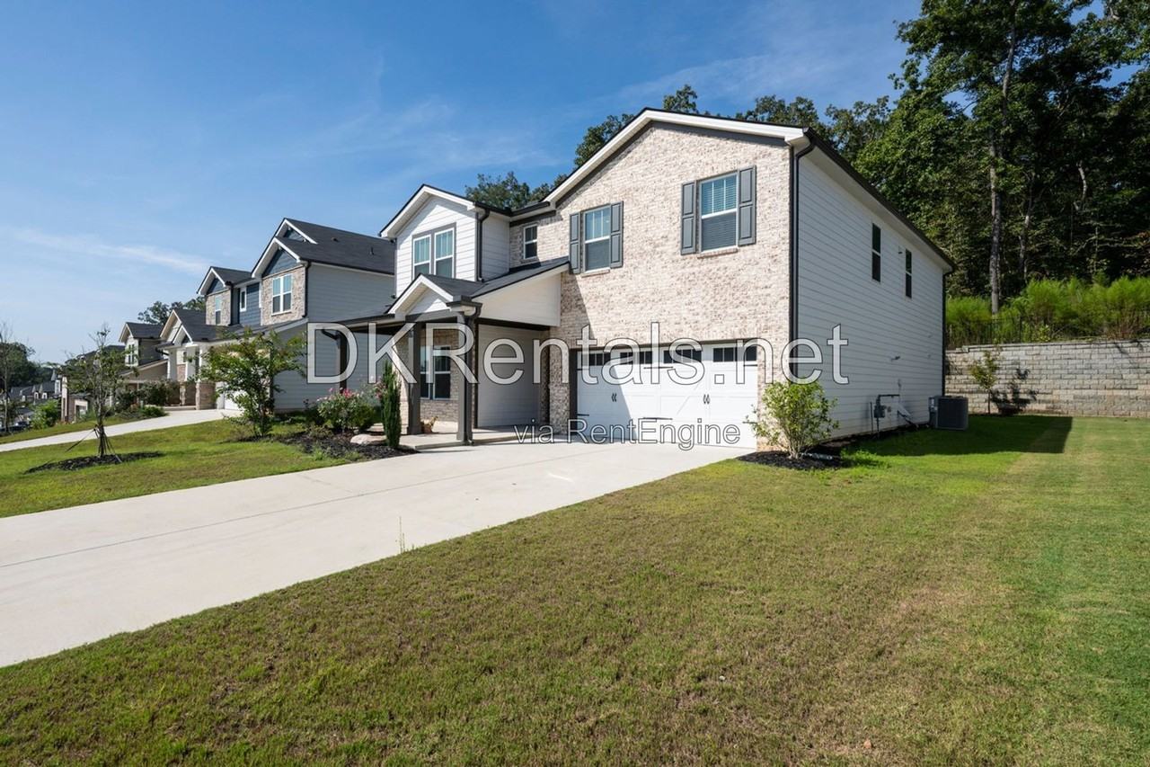327 Valley Oak Dr - Photo 3 of 37