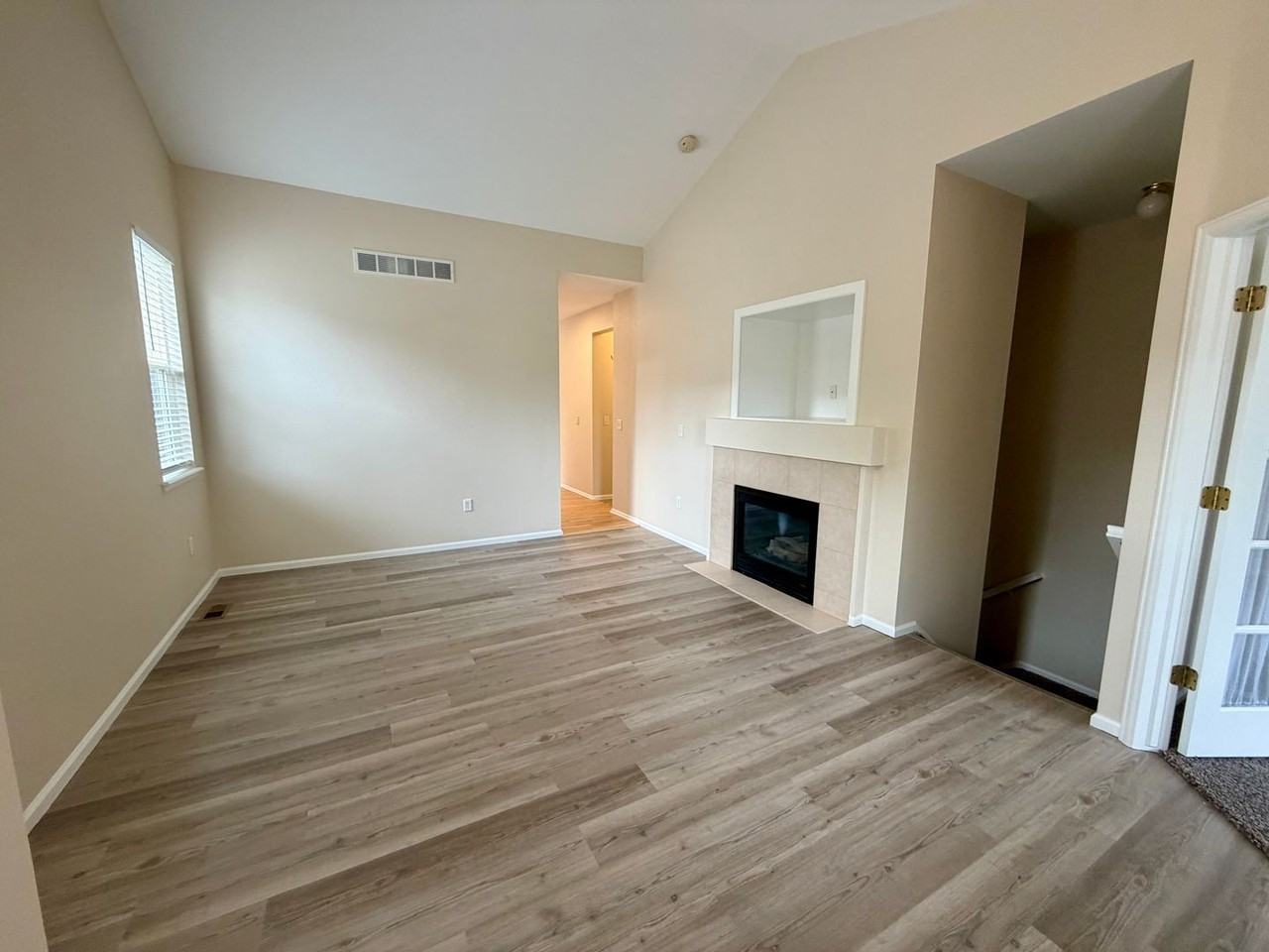 10104 W 13th St - Photo 6 of 25