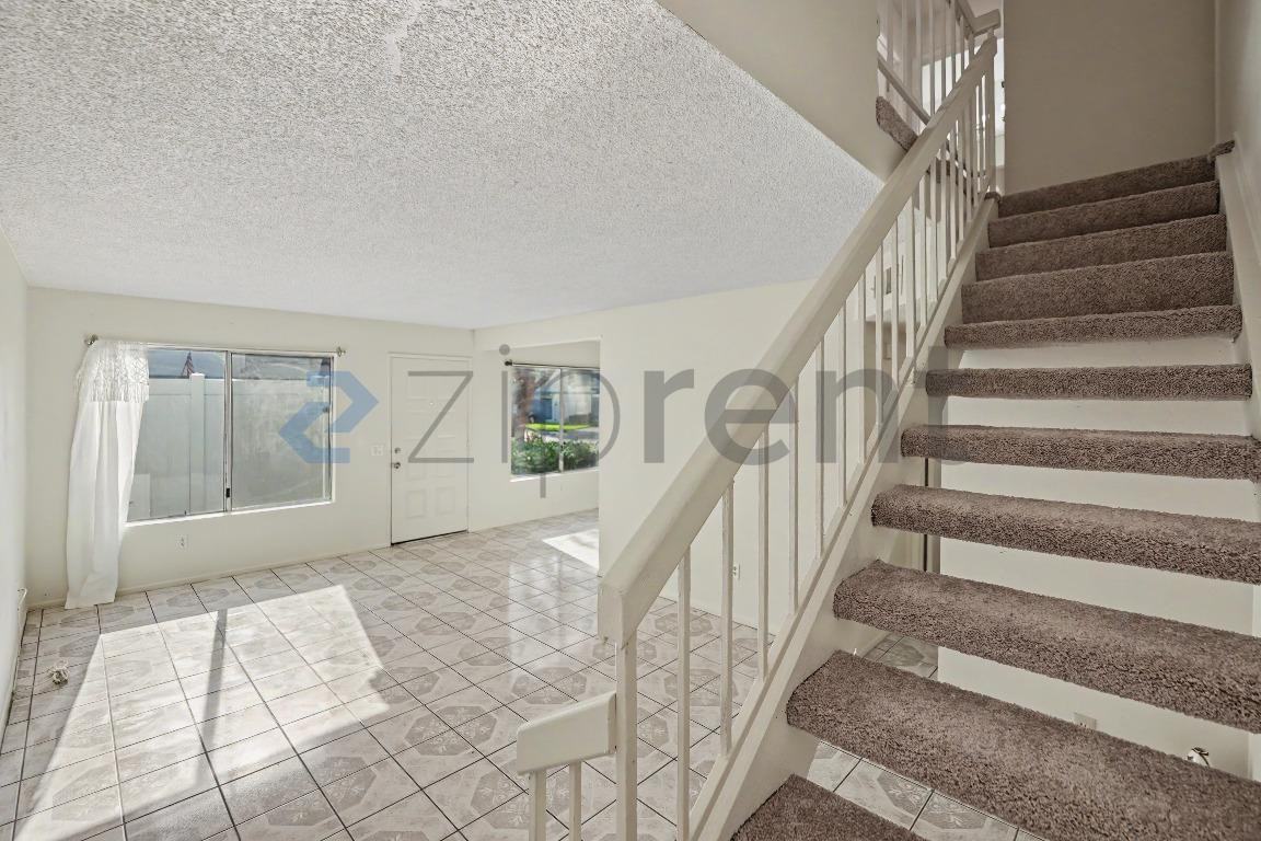 859 W 13th St #3 - Photo 7 of 19