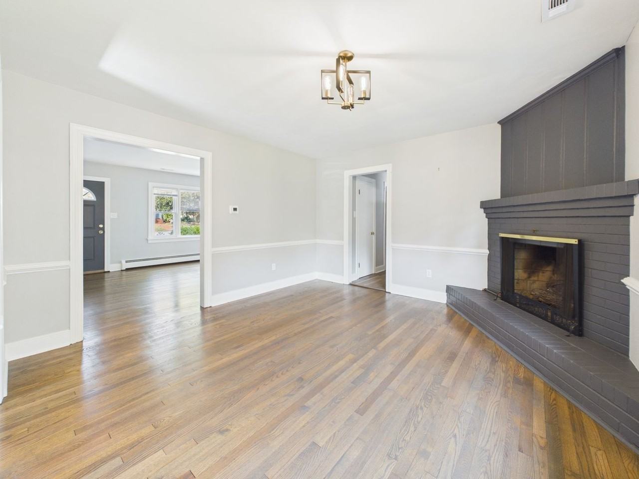 5800 Fitzhugh Ave - Photo 5 of 28