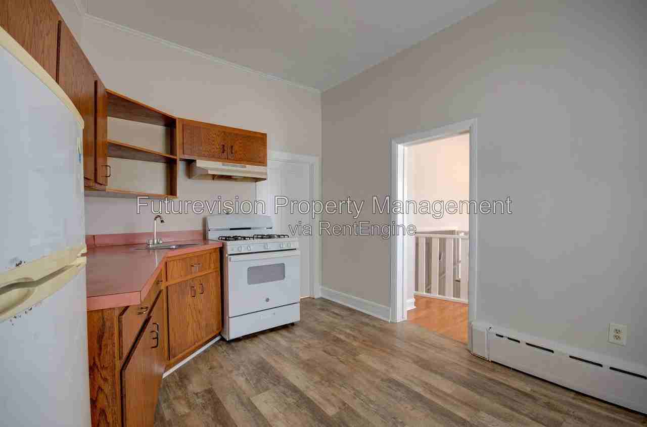 519 N Chicago St - Photo 2 of 14