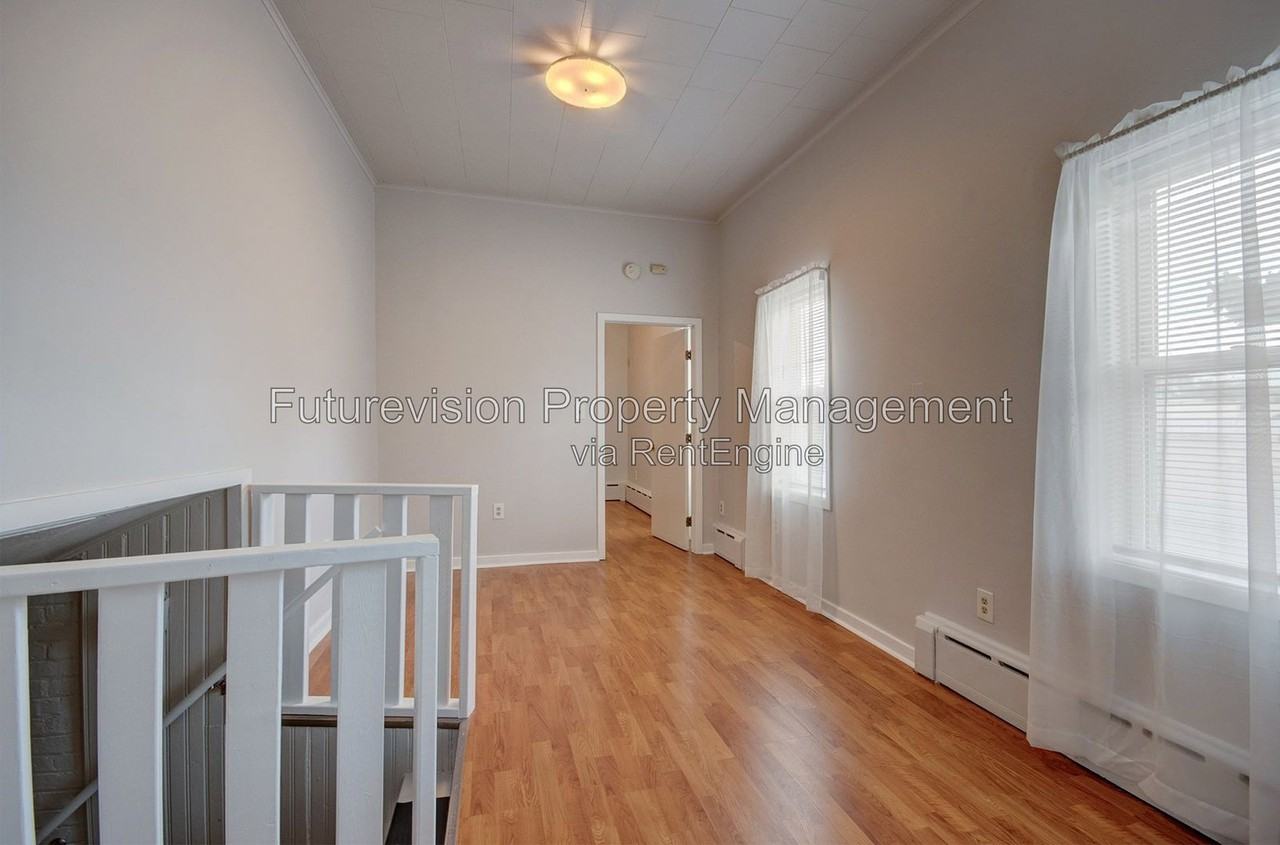 519 N Chicago St - Photo 3 of 14
