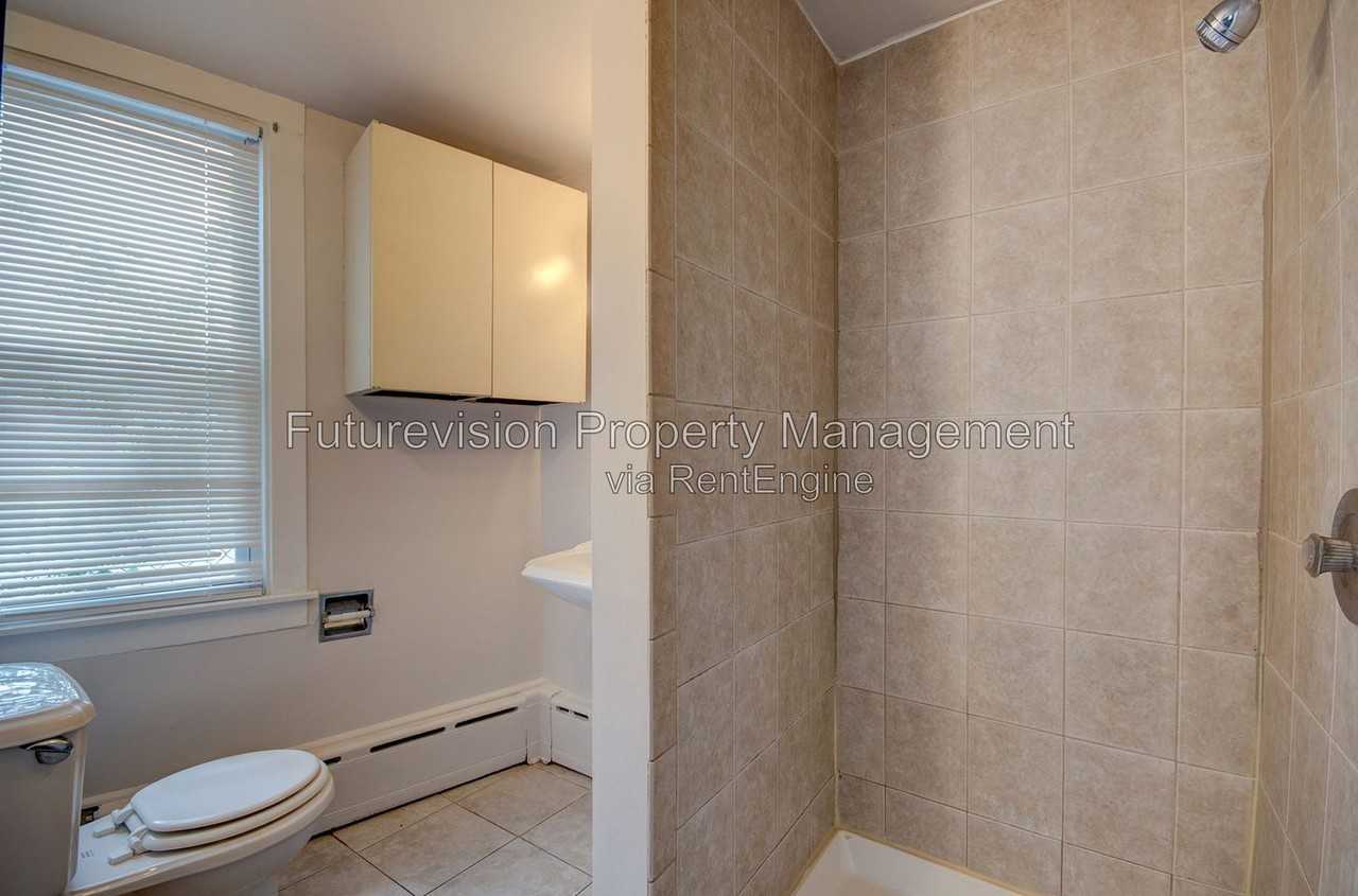 519 N Chicago St - Photo 6 of 14