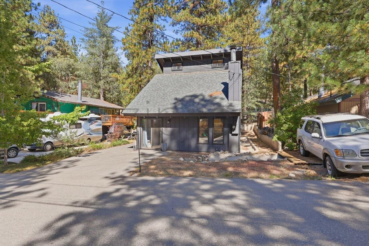 33042 Arrowbear Drive - Photo 4 of 27