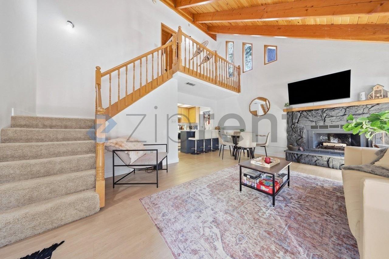 33042 Arrowbear Drive - Photo 7 of 27
