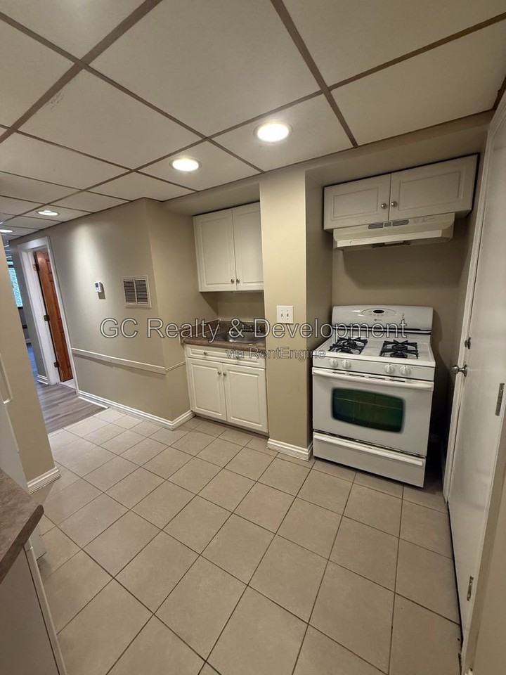 3859 N Saint Louis Ave #G - Photo 5 of 9