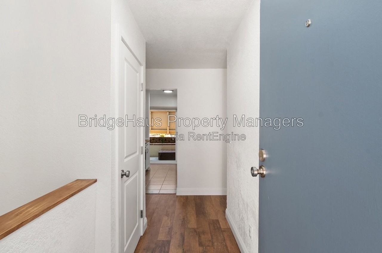 3230 Ashford St #C - Photo 3 of 26