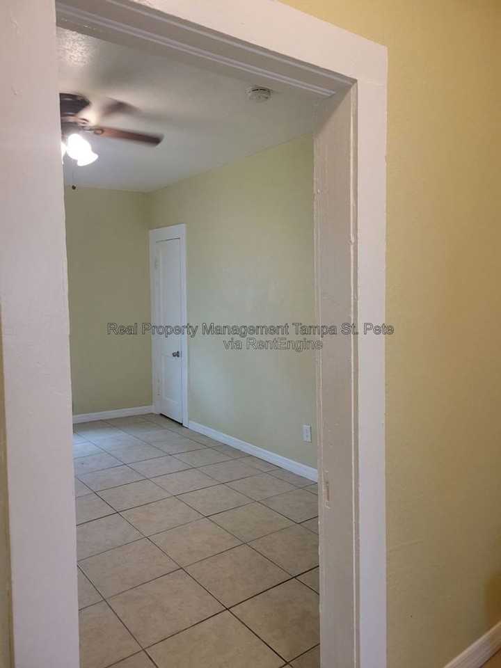 803 E Lake Ave #B - Photo 4 of 22