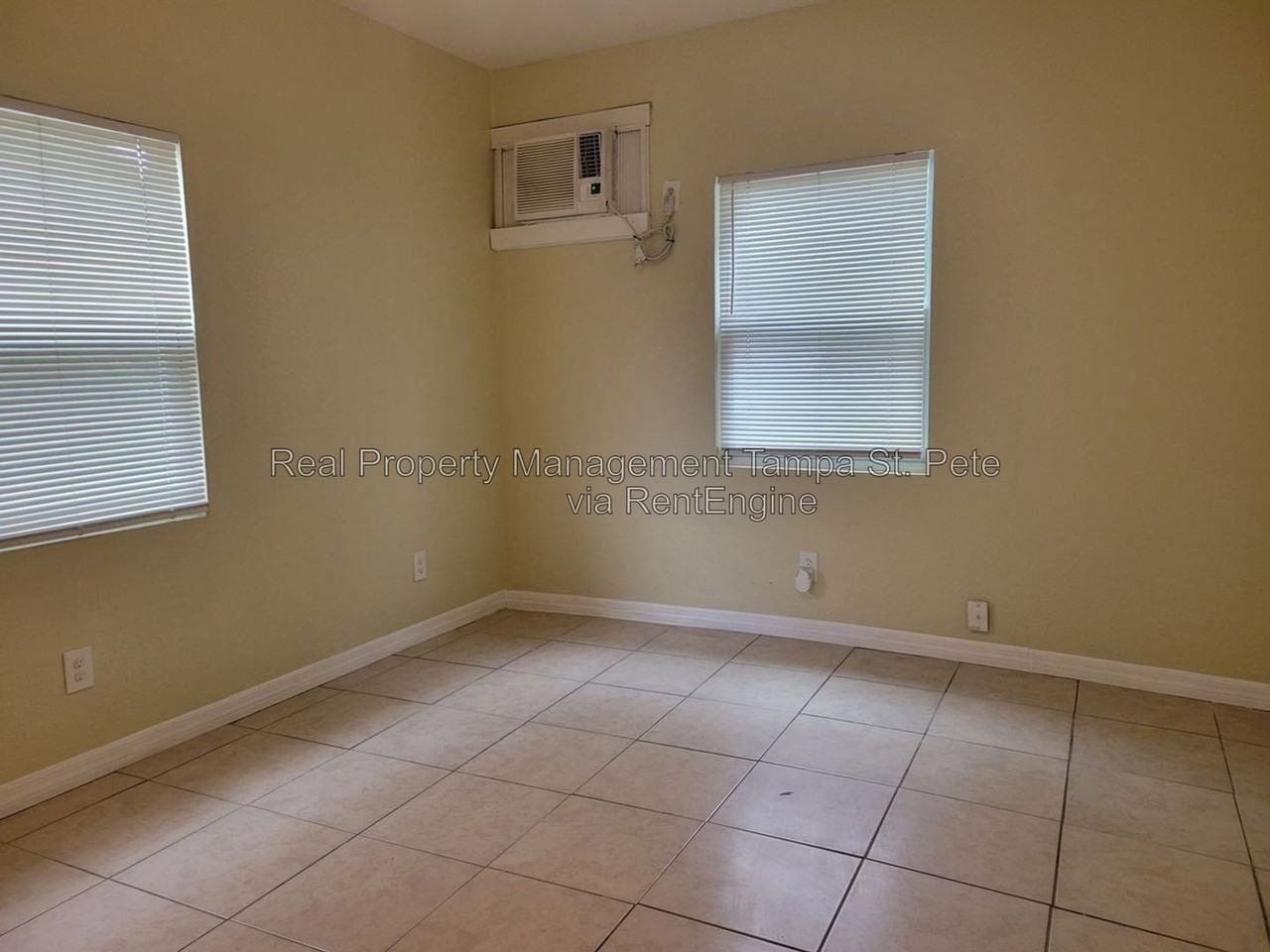 803 E Lake Ave #B - Photo 5 of 22