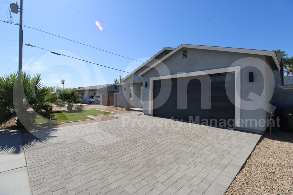 2140 E Palm Ln - Photo 3 of 26