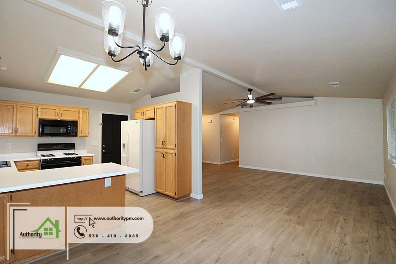 3527 Savage Dr - Photo 7 of 26