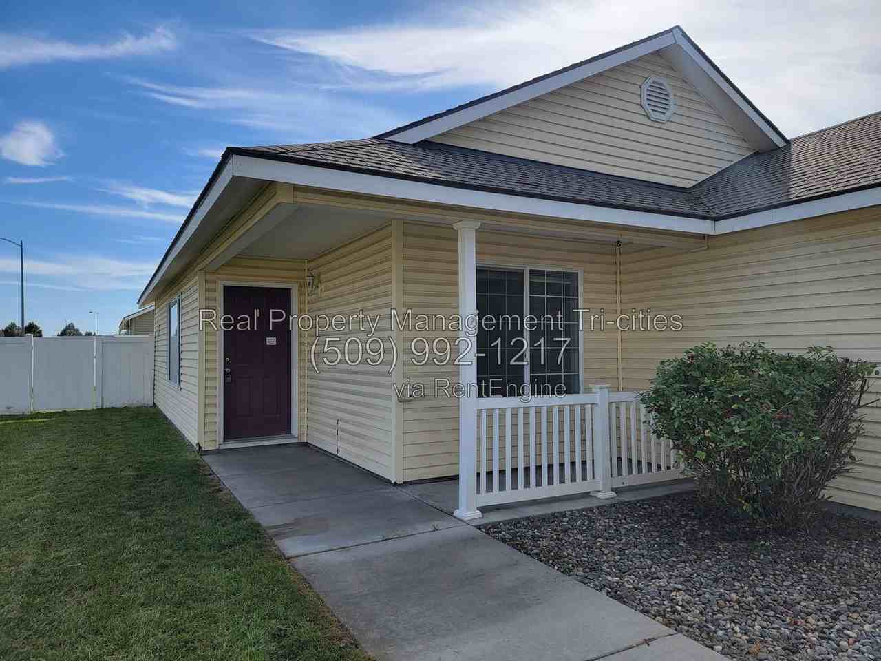 7808 Rush Creek Dr - Photo 2 of 13