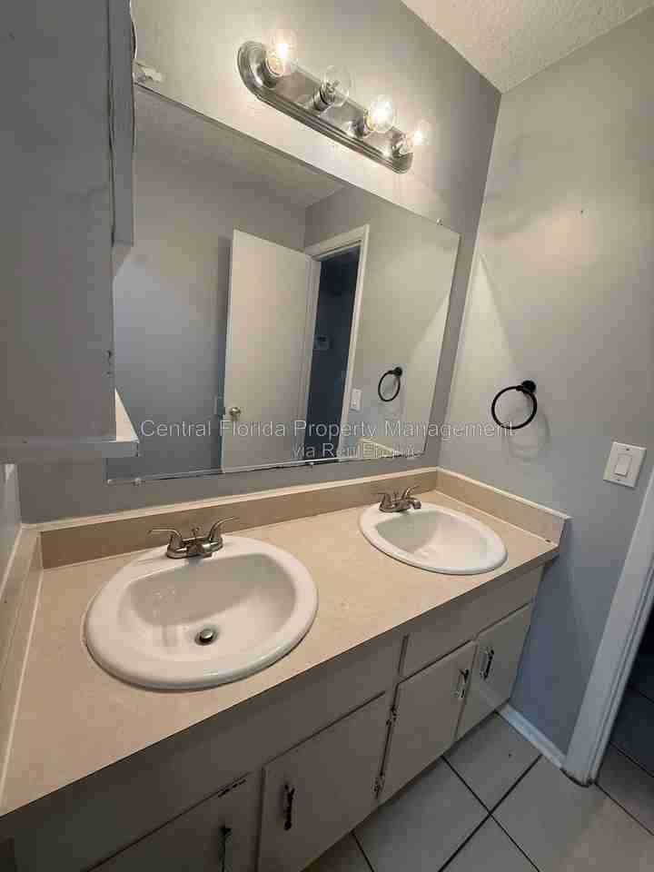 1707 Ridgewood Ln #A - Photo 7 of 10