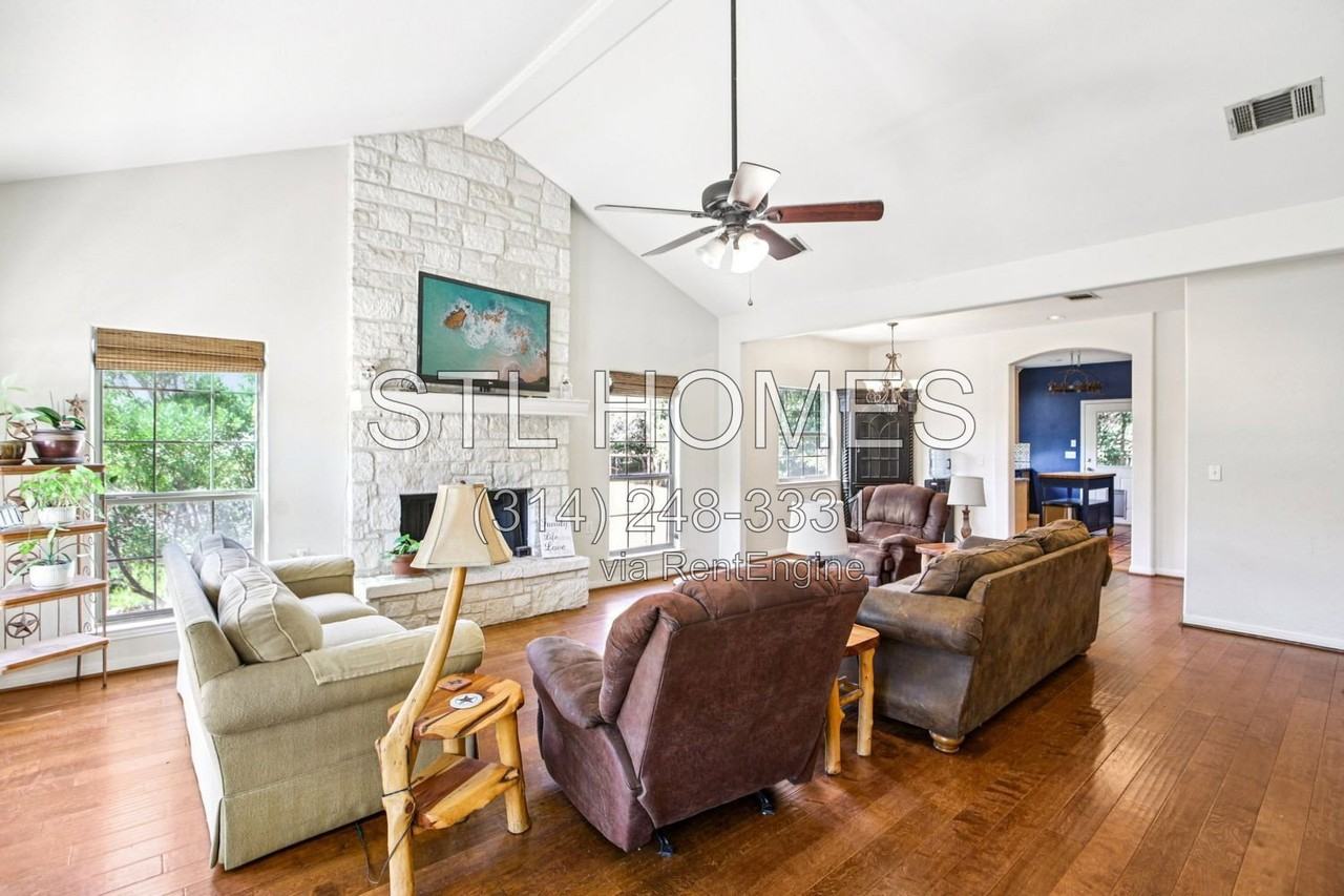 7 Woodview Ct - Photo 3 of 13