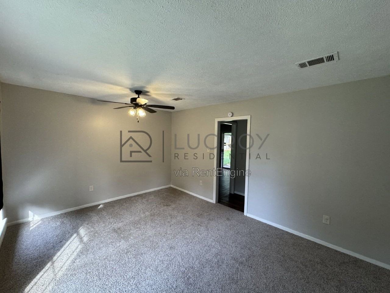 327 Grover Cleveland Cir - Photo 2 of 11