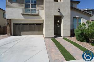 featured image of 274 E Honeysuckle Pl