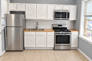 4009 W Wellington Ave - Photo 1 of 1