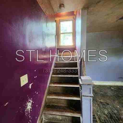 912 Slosson St - Photo 4 of 5
