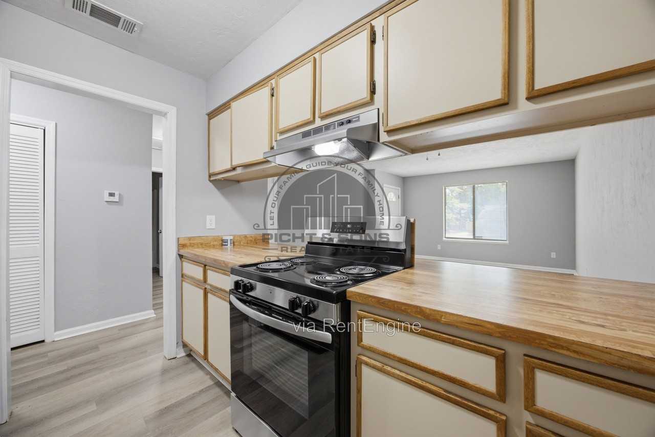 1824 Seay Ct - Photo 6 of 16
