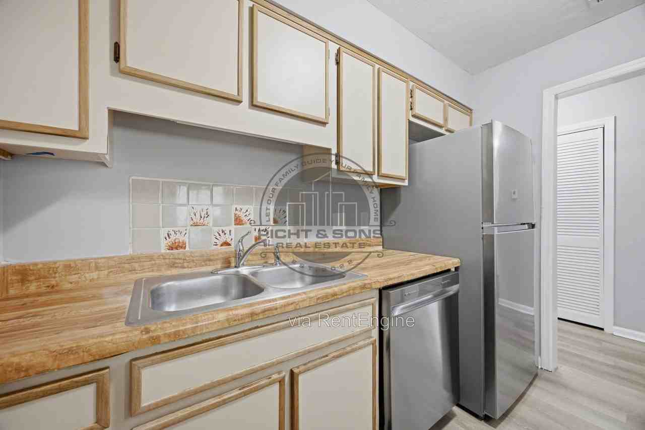 1824 Seay Ct - Photo 7 of 16