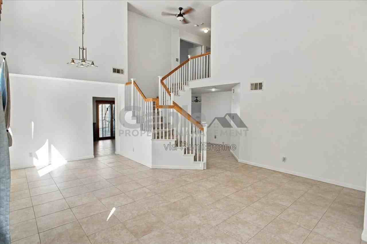 40067 Villa Moura Dr - Photo 3 of 23