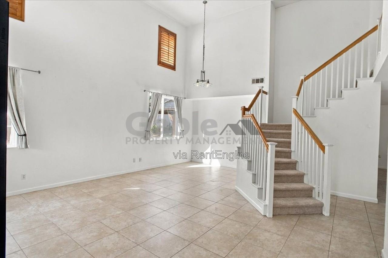 40067 Villa Moura Dr - Photo 5 of 23