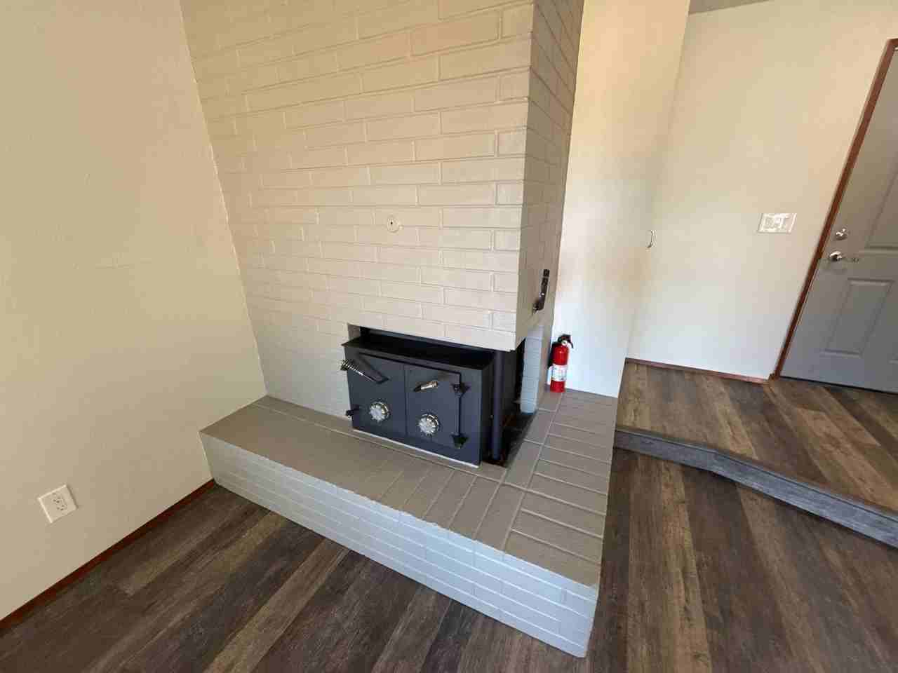 3529 Lafayette St Se - Photo 6 of 36