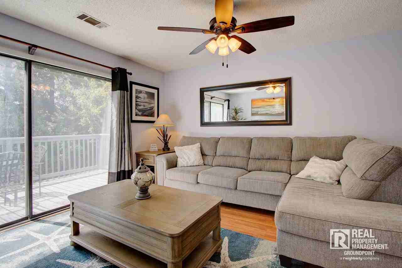 8471 Yadkin Cir #L - Photo 6 of 32