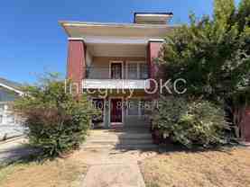 305 Nw 25th St - Photo 1 of 1