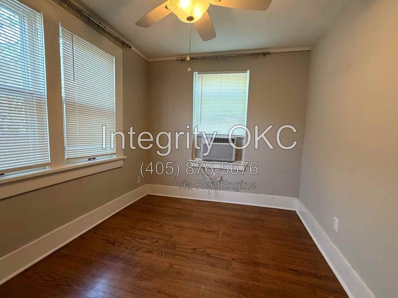 305 Nw 25th St - Photo 3 of 14