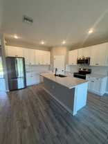 8432 Agate St - Photo 1 of 1