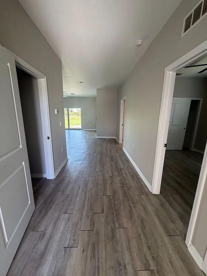 8432 Agate St - Photo 2 of 15