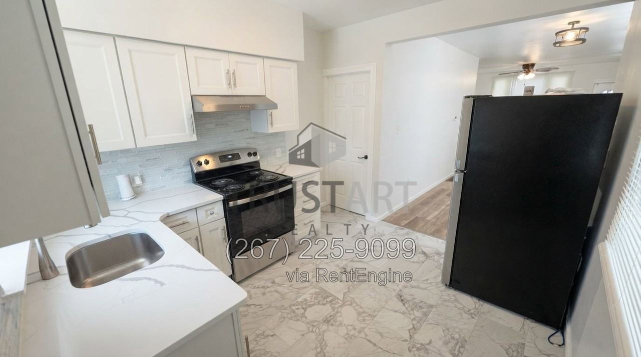 196 W Duncannon Ave - Photo 2 of 26
