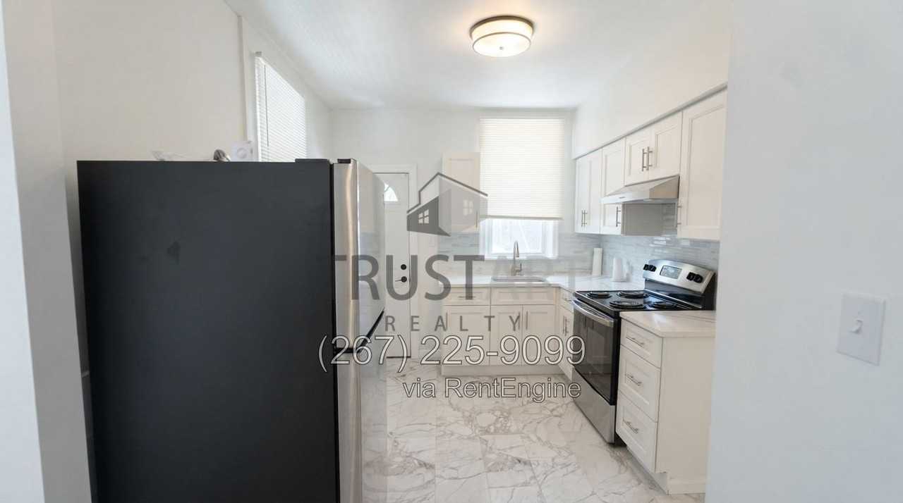 196 W Duncannon Ave - Photo 3 of 26