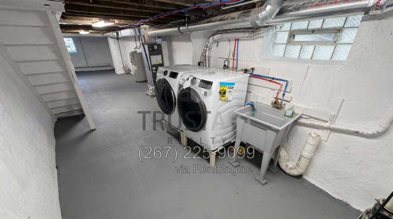 196 W Duncannon Ave - Photo 5 of 26