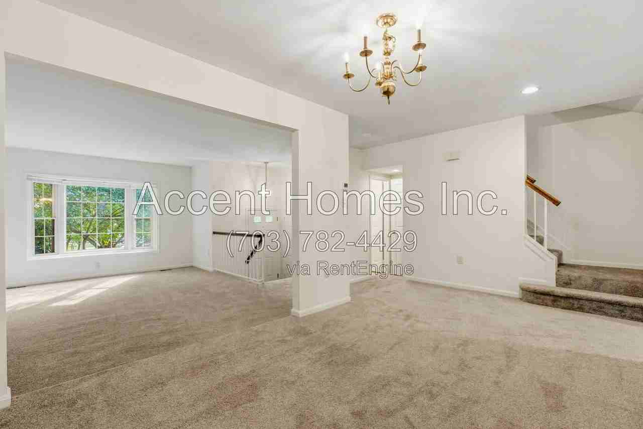 7867 Painted Daisy Dr - Photo 7 of 36