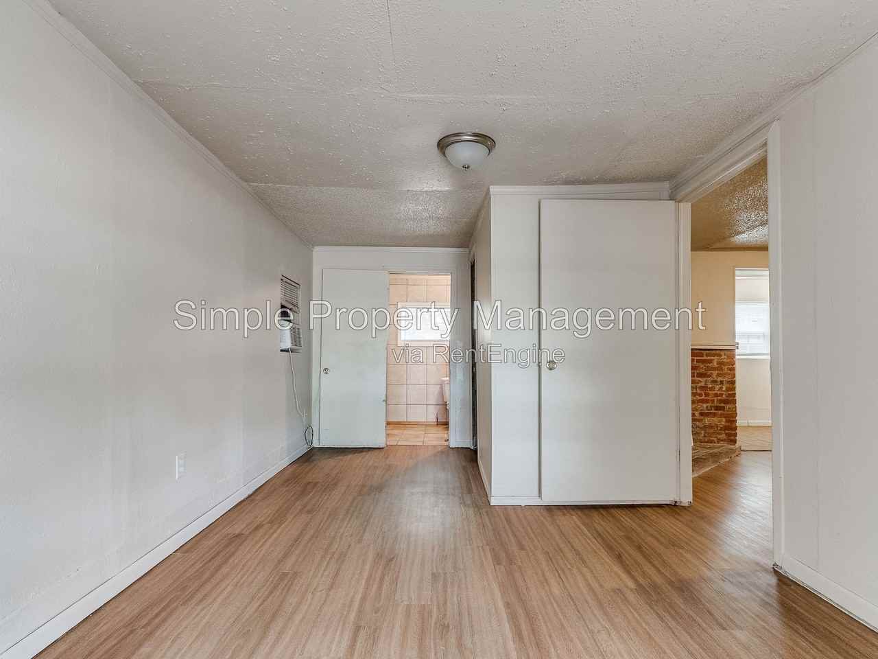 4012 Parkwoods Ln - Photo 7 of 23