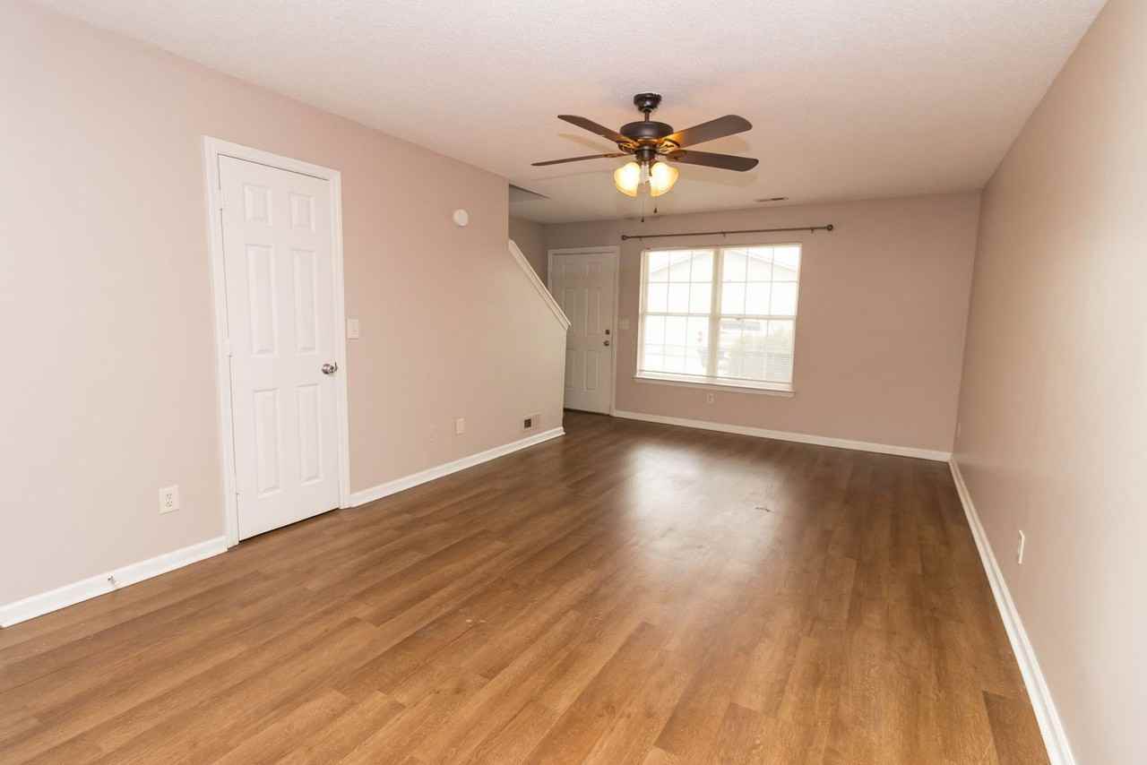 11 Alice Ln #11 - Photo 3 of 14