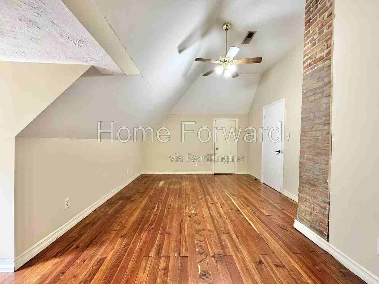 369 S Broadway Park #2 - Photo 5 of 18