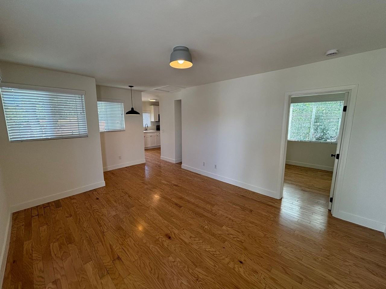 3232 Verdugo Road - Photo 2 of 33