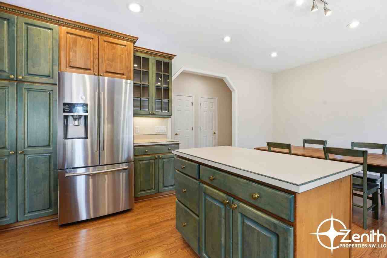 2103 Ne 161st Pl - Photo 4 of 39