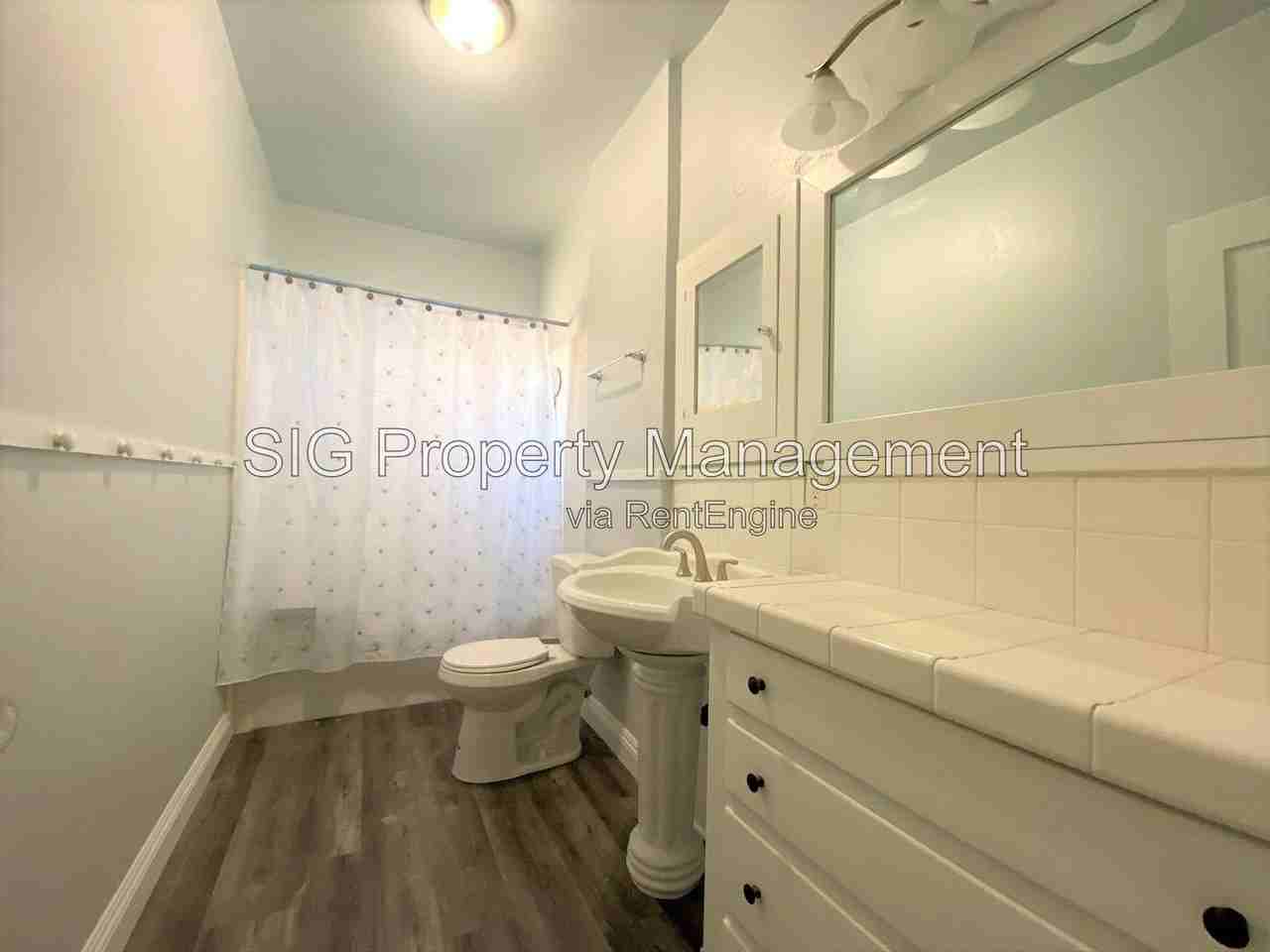 731 S Chevy Chase Dr #731-1-2 - Photo 5 of 12