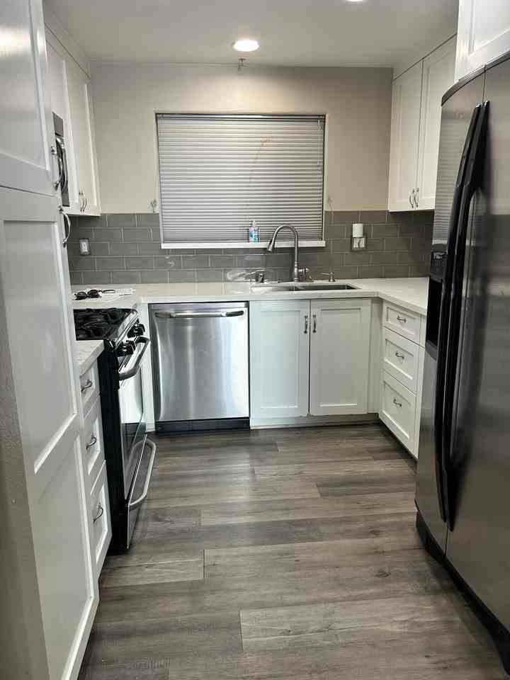 17809 Halsted St - Photo 6 of 9